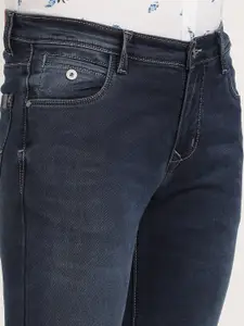 Turtle Men Narrow Tapered Fit Clean Look Light Fade Stretchable Jeans