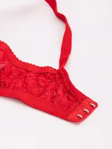 DressBerry Red Floral Self Design Medium Coverage T-shirt Bra With All Day Comfort