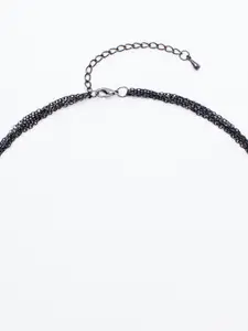 Rhea Emerald Stone Studded Necklace