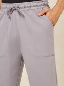 Styli Men Oversized Terry Jogger with Panel Pocket & Elasticated Cuff