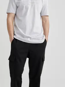 DeFacto Men Mid Rise Cargos Joggers