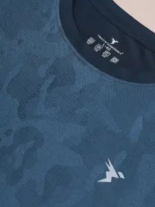 Technosport Abstract Printed Crew Neck Raglan Sleeves Double Cool Slim Fit T-shirt