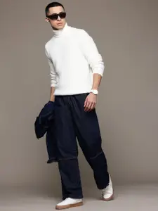 The Roadster Lifestyle Co. Men Fuzzy Pullover