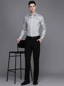 Louis Philippe Pure Cotton Classic Fit Floral Printed Opaque Formal Shirt