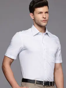 Louis Philippe Pure Cotton Classic Fit Checked Formal Shirt