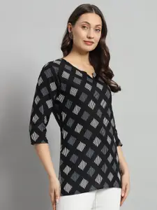Mialo fashion Geometric Printed Notch Neck Straight Kurti