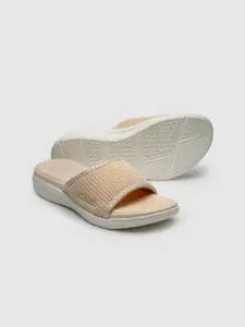 Solethreads Women Textured Sliders