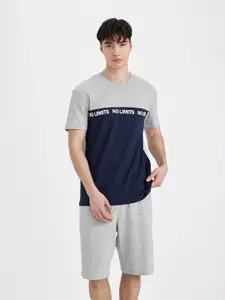 DeFacto Men's ColourBlocked T-Shirt With Shorts Co-Ords