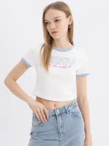 DeFacto Women Typography Printed T-shirt