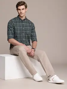 Nautica Slim Fit Checked Button-Down Collar Pure Cotton Casual Shirt