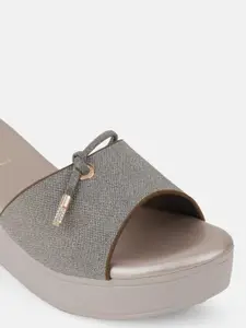 DressBerry Women Embellished Wedge Heels Sandals