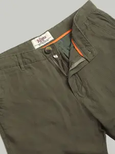 The Roadster Lifestyle Co.Men Olive Green Pure Cotton Chino Shorts