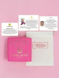 Unniyarcha Women Gold-Plated Charm Bracelet