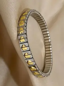 EL REGALO Women Silver-Plated Kada Bracelet