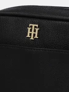 Tommy Hilfiger Bowling Sling Handbag