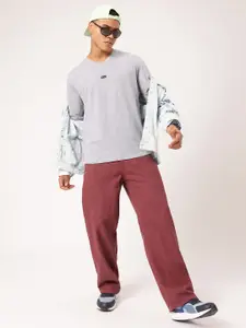 Kook N Keech V-Neck T-shirt
