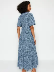 Trendyol Women Flared Sleeve A-Line Midi Dress