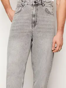 Trendyol Men Low Distress Heavy Fade Jeans