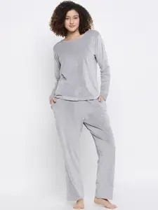 Clovia Round Neck Night suit