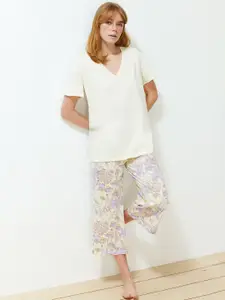 Trendyol V-Neck Short Sleeves Night suit