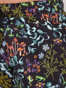 Trendyol Men Floral Printed Mid-Rise Shorts