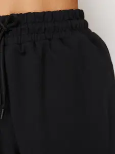 Trendyol Women Mid-Rise Regular Fit Casual Shorts