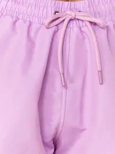 Trendyol Women Mid-Rise Shorts