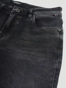 DAGERRFLY Men Slim Fit Mid-Rise Clean Look Light Fade Stretchable Jeans