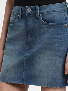 FOREVER 21 Straight Mini Skirt