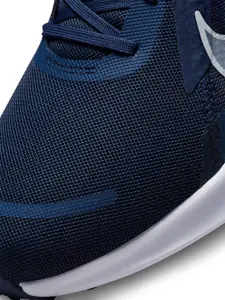 Nike Quest 5 Men's Lace-Ups Road Running Shoes