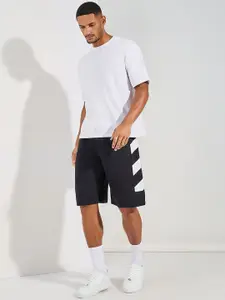 Styli Men Black Striped Oversized Mid-Rise Cotton Regular Shorts