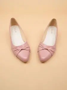 Ozuri Solid Block Pumps with Bows