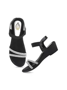 Shoetopia Women Wedge Heels Sandals