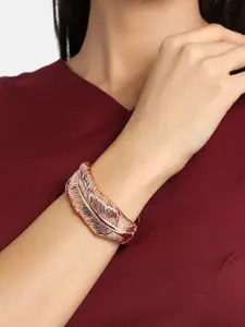 SOHI Gold-Plated Metallic Leaflet Cuff Bracelet