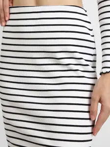 FOREVER 21 Striped A-Line Midi Skirt