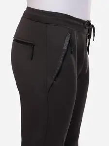 beevee Men Mid-Rise Track Pants