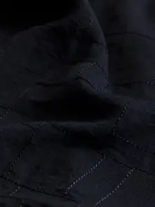 Snitch Men Textured Spread Collar Classic Slim Fit Casual Shirt