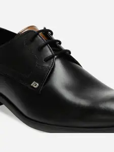 ID Men Black Solid Leather Formal Derbys