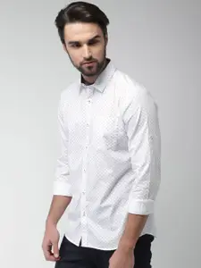 HIGHLANDER Men White & Navy Blue Slim Fit Printed Casual Shirt