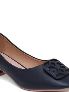 SHUZ TOUCH Women Black Printed Block Pumps with Bows