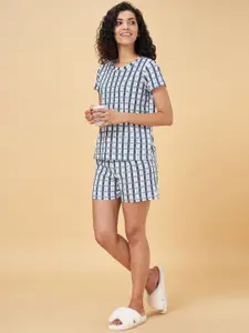 Dreamz by Pantaloons Women White & Grey Checked Night suit