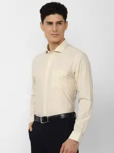 Peter England Men Slim Fit Grid Tattersall Checked Formal Shirt