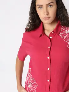 Vero Moda Women Floral Opaque Casual Shirt