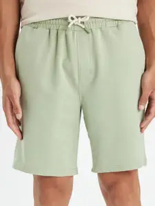 DeFacto Men Mid-Rise Regular Fit Shorts