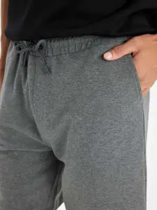 DeFacto Men Regular Fit Solid Shorts