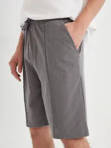 DeFacto Men Mid-Rise Regular Fit Shorts