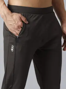 DIDA Quick-Dry Mid-Rise Track Pants