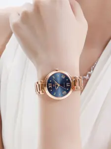 Naviforce Women Brass Embellished Dial & Stainless Steel Straps Analogue Watch NF5030 RGBE