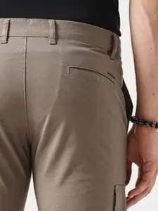 British Club Men Comfort Slim Fit Low-Rise Cargos Trousers