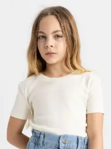 DeFacto Girls Solid Round Neck Cotton T-shirt